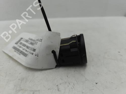 Used Left front window switch Left front window switch FORD FUSION (JU_) 1.4 TDCi (68 hp) 31806958 31806958