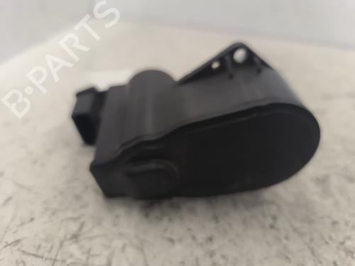 Electric handbrake PEUGEOT 308 II (LB_, LP_, LW_, LH_, L3_) 2.0 GT BlueHDi 180 | BP24663954E5 