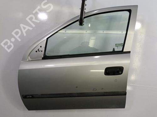Used Left front door OPEL ASTRA G Hatchback (T98) 1.6 16V (F08, F48) (101 hp) 22818052