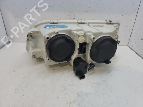 Right headlight VOLVO V40 Estate (645) 1.8 | BP27370979C29 