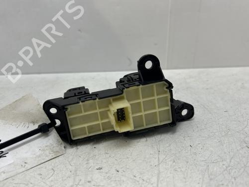 Switch TOYOTA YARIS (_P21_, _PA1_, _PH1_) 1.5 Hybrid (MXPH10, MXPH11) | BP37732448I30 - Image 2