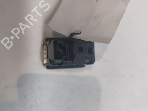 Used Right front window switch Right front window switch MERCEDES-BENZ B-CLASS Sports Tourer (W246, W242) B 180 CDI / d (246.212) (109 hp) 27347998 27347998