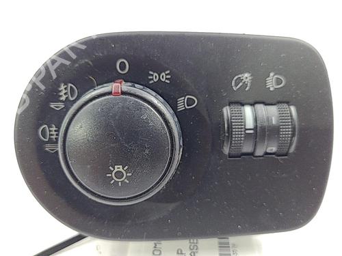 Headlight switch SEAT LEON (1P1) 1.9 TDI | BP22823623I24 - Image 4