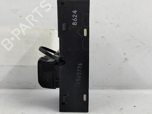 Used Switch NISSAN MICRA III (K12) 1.2 16V (65 hp) 22826943