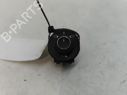 Used Mirror switch Mirror switch CITROËN C3 III (SX) 1.2 PureTech 82 (83 hp) 28369979 28369979