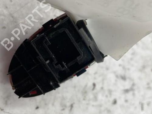 Used Warning switch Warning switch PEUGEOT 206 Hatchback (2A/C) 1.4 i (75 hp) 22833615 22833615
