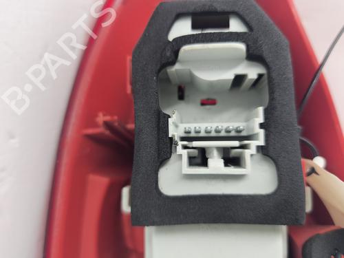 Used Right taillight Right taillight RENAULT CLIO II (BB_, CB_) [1998-2016] 33688068 33688068