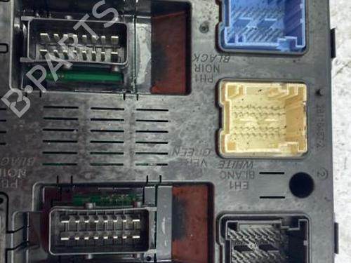 Used Fuse box PEUGEOT 308 I (4A_, 4C_) 1.6 HDi (109 hp) 22839904