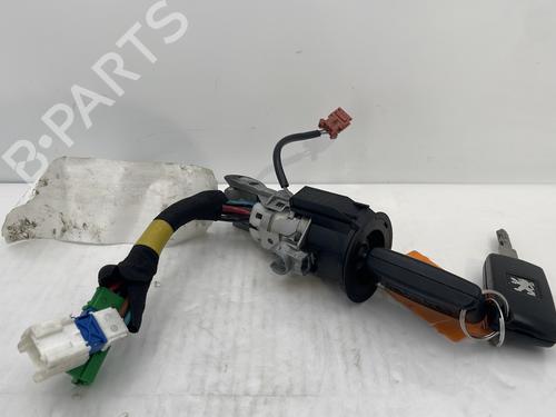 Used Ignition barrel PEUGEOT 607 (9D, 9U) 2.0 HDI (136 hp) 31636848