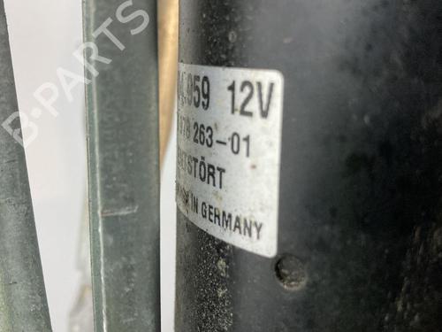Used Front wiper motor Front wiper motor BMW 3 (E90) 318 d (122 hp) 22818275 22818275