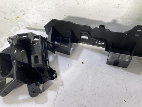 Rear bumper bracket PEUGEOT 208 II (UB_, UP_, UW_, UJ_) 1.2 PureTech 75 | BP22842700C159 