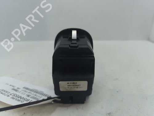 Left front window switch PEUGEOT 206+ (2L_, 2M_) 1.1 | BP31663024I27