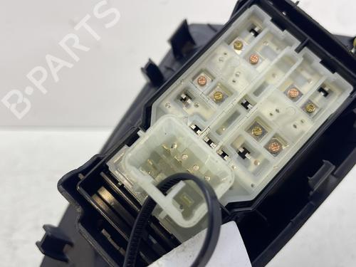 left-front-window-switch-peugeot-108-2014-29165474 main image