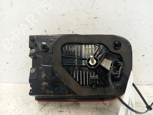 right-tailgate-light-citroen-c4-cactus-2014-24663969 main image