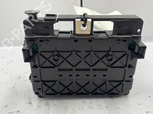 Used Fuse box Fuse box 22844425 22844425