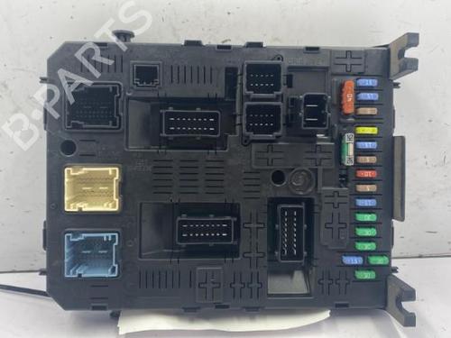 Used Fuse box PEUGEOT 308 I (4A_, 4C_) 1.6 HDi (109 hp) 22843354