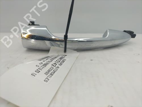 front-right-exterior-door-handle-alfa-romeo-giulietta-940_-2010-2011-2012-2013-2014-2015-2016-2017-2018-2019-2020-32024221 main image