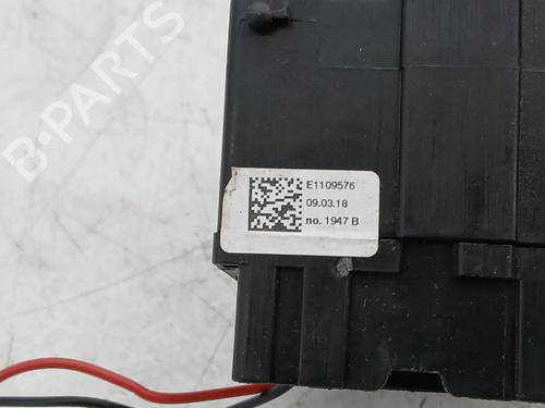 Switch RENAULT TWINGO III (BCM_, BCA_) 1.0 SCe 70 (BCMB) | BP40532937I30 - Image 3