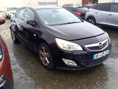OPEL ASTRA H (A04)    2567327