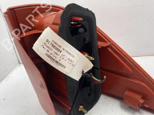 Used Right taillight Right taillight PEUGEOT 1007 (KM_) 1.4 (75 hp) 22840127 22840127