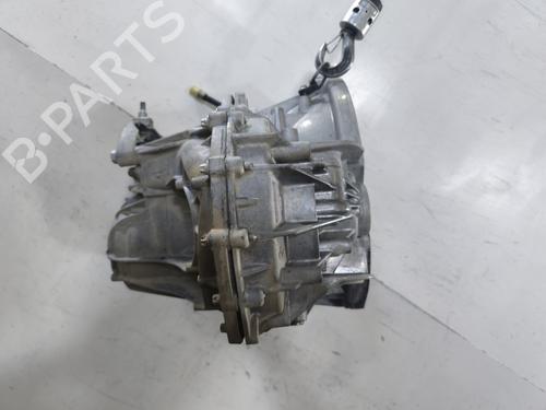 gearbox-renault-trafic-iii-van-fg_-2014-37503559 main image