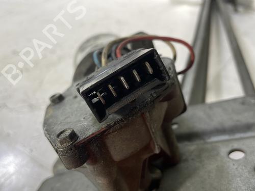 Used Front wiper motor Front wiper motor RENAULT TRAFIC Platform/Chassis (T_, P_, V_) 2.1 D RWD (64 hp) 22843717 22843717