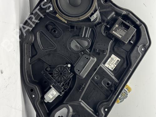 Used Rear right window mechanism VOLVO V60 I (155) D3 / D4 (163 hp) 30904858