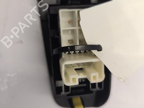 Used Left rear window switch Left rear window switch TOYOTA YARIS (_P13_) 1.5 Hybrid (NHP130_, NHP130) (101 hp) 25758238 25758238