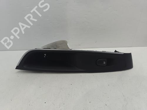 Used Right rear window switch RENAULT KOLEOS II (HC_) 1.6 dCi 130 (130 hp) 31581747