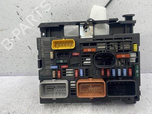 Used Fuse box PEUGEOT 308 I (4A_, 4C_) 1.6 16V (120 hp) 25477824