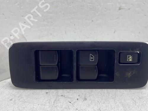 Used Left front window switch NISSAN QASHQAI I (J10, NJ10) 1.5 dCi (110 hp) 31926892