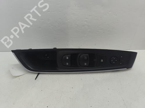 Used Left front window switch RENAULT KOLEOS II (HC_) 1.6 dCi 130 (130 hp) 31581750