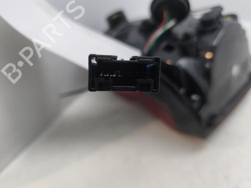 right-tailgate-light-citroen-c5-aircross-a_-2018-33717272 main image