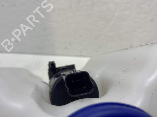 windscreen-washer-tank-renault-twizy-mam_-2012-31581778 main image