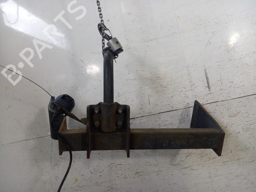Used Tow ball/Mechanism ALFA ROMEO 147 (937_) 1.9 JTD (937.AXD1A, 937.BXD1A, 937.AXV1A, 937.BXB1A,... (115 hp) 30184184