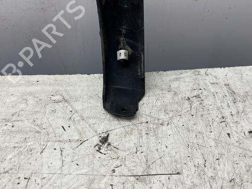 Højre bak skjermliste DS DS 3 / DS 3 CROSSBACK (UR_, UC_, UJ_) 1.5 BlueHDi 100 (UCYHYJ) | BP29438758C137 