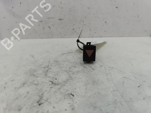 Used Warning switch VW POLO IV (9N_, 9A_) 1.2 12V (64 hp) 28499604