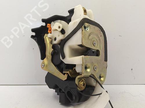 Front right lock MITSUBISHI GRANDIS (NA_W) 2.0 DI-D (NA8W) | BP22827653C97 