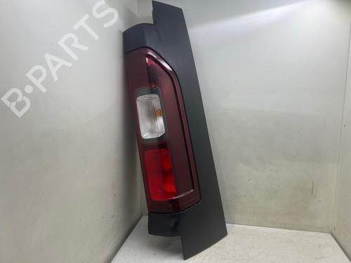 right-taillight-renault-trafic-iii-van-fg_-2014-39689784 main image