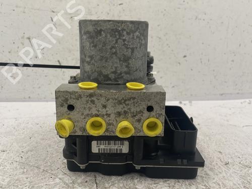 Used ABS pump CITROËN DS5 2.0 HDi 200 Hybrid4 All-wheel Drive (200 hp) 25602789
