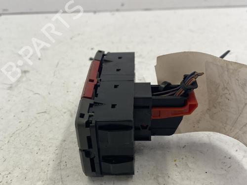 Used Warning switch Warning switch FIAT PANDA (169_) 1.1 (169.AXA1A) (54 hp) 22829315 22829315