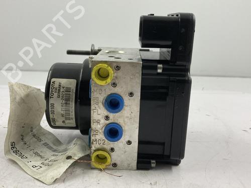 Used ABS pump TOYOTA YARIS (_P13_) 1.4 D (NLP130_, NLP130) (90 hp) 22816929