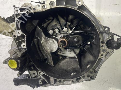 manual-gearbox-peugeot-208-i-ca_-cc_-15-bluehdi-100-20et69-2012-2013-2014-2015-2016-2017-2018-2019-2020-22845630 main image