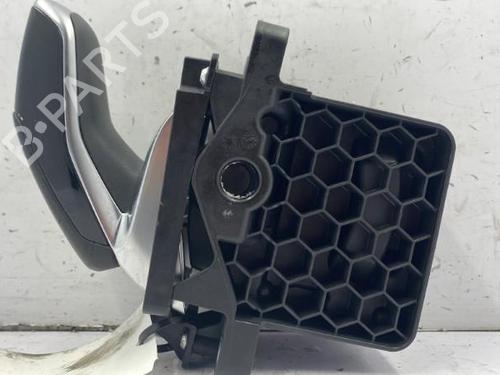 Used Gear lever PEUGEOT 3008 II SUV (MC_, MR_, MJ_, M4_) 1.5 BlueHDi 130 (131 hp) 22843282