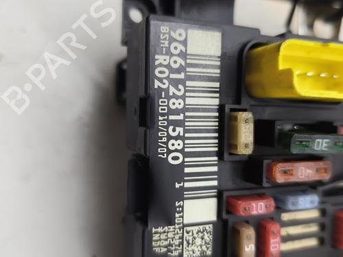 Fuse box PEUGEOT 407 SW (6E_, 6D_) 1.6 HDi 110 | BP30162623E1