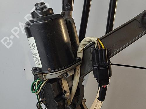 Used Front wiper motor KIA CARENS III MPV (UN) 2.0 CRDi 140 (140 hp) 22819011