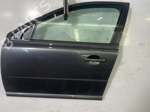 Left front door VOLVO V70 III (135) 2.0 D 31335565