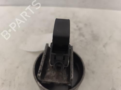 Used Switch Switch NISSAN X-TRAIL I (T30) 2.2 dCi (136 hp) 24571175 24571175