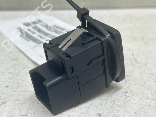 switch-vw-passat-b6-variant-3c5-2005-2006-2007-2008-2009-2010-2011-40515858 main image