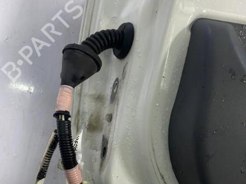 Right front door PEUGEOT 107 (PM_, PN_) 1.0 | BP22834877C3 